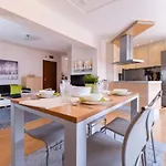 דירה Spacious In The Center *