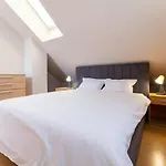 Spacious In The Center דירה פלובדיב