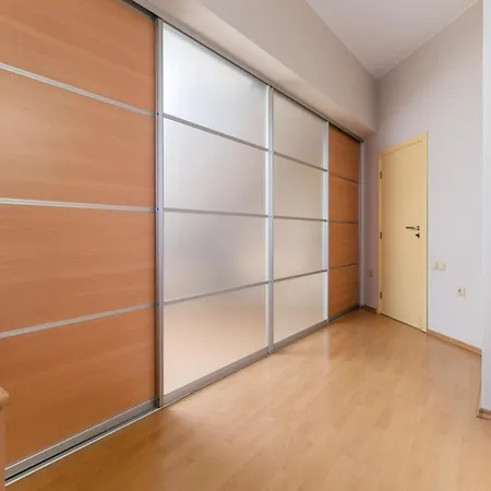 Lejlighed Spacious In The Center *